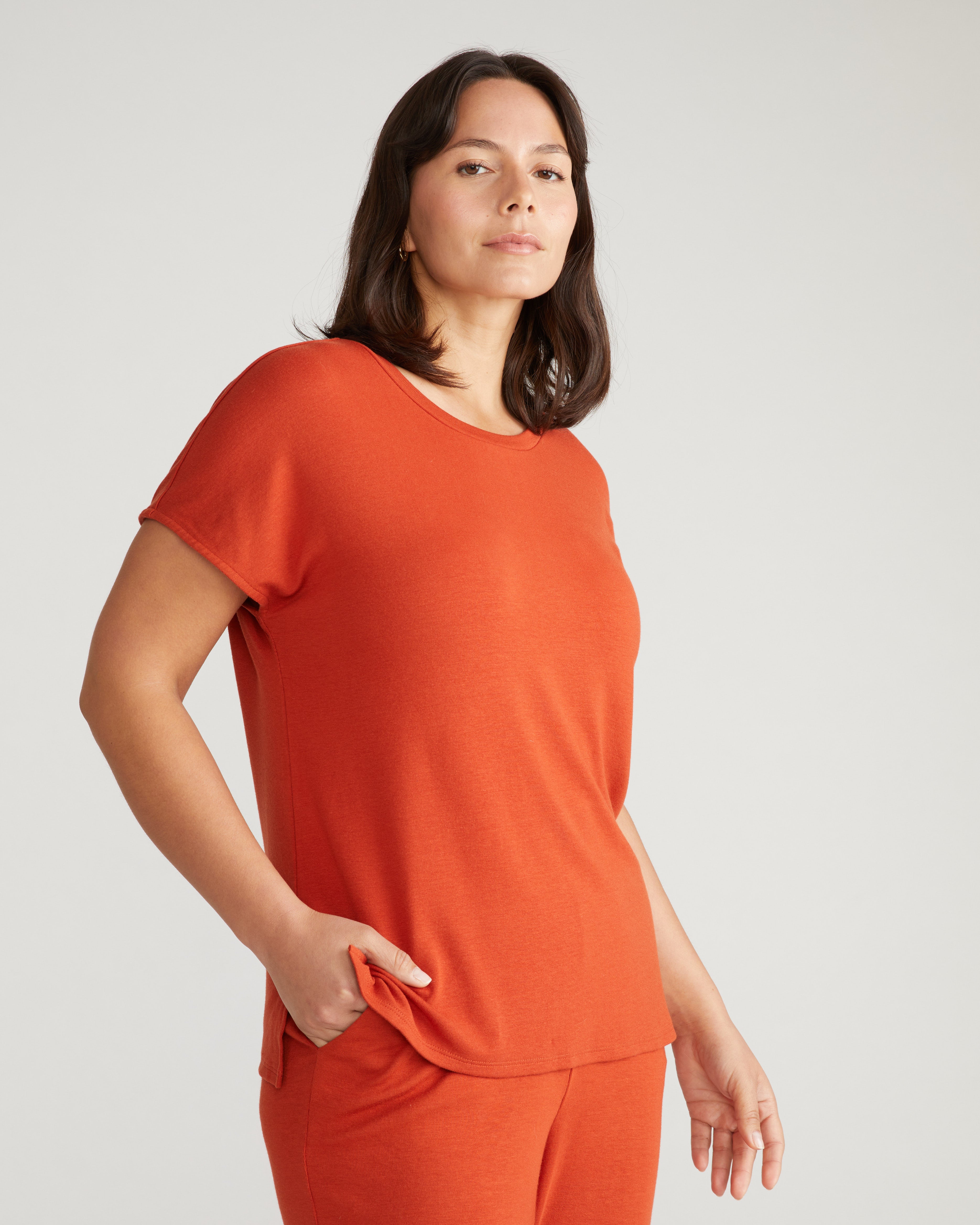 TravelKnit Relaxed Tee - Warm Russet