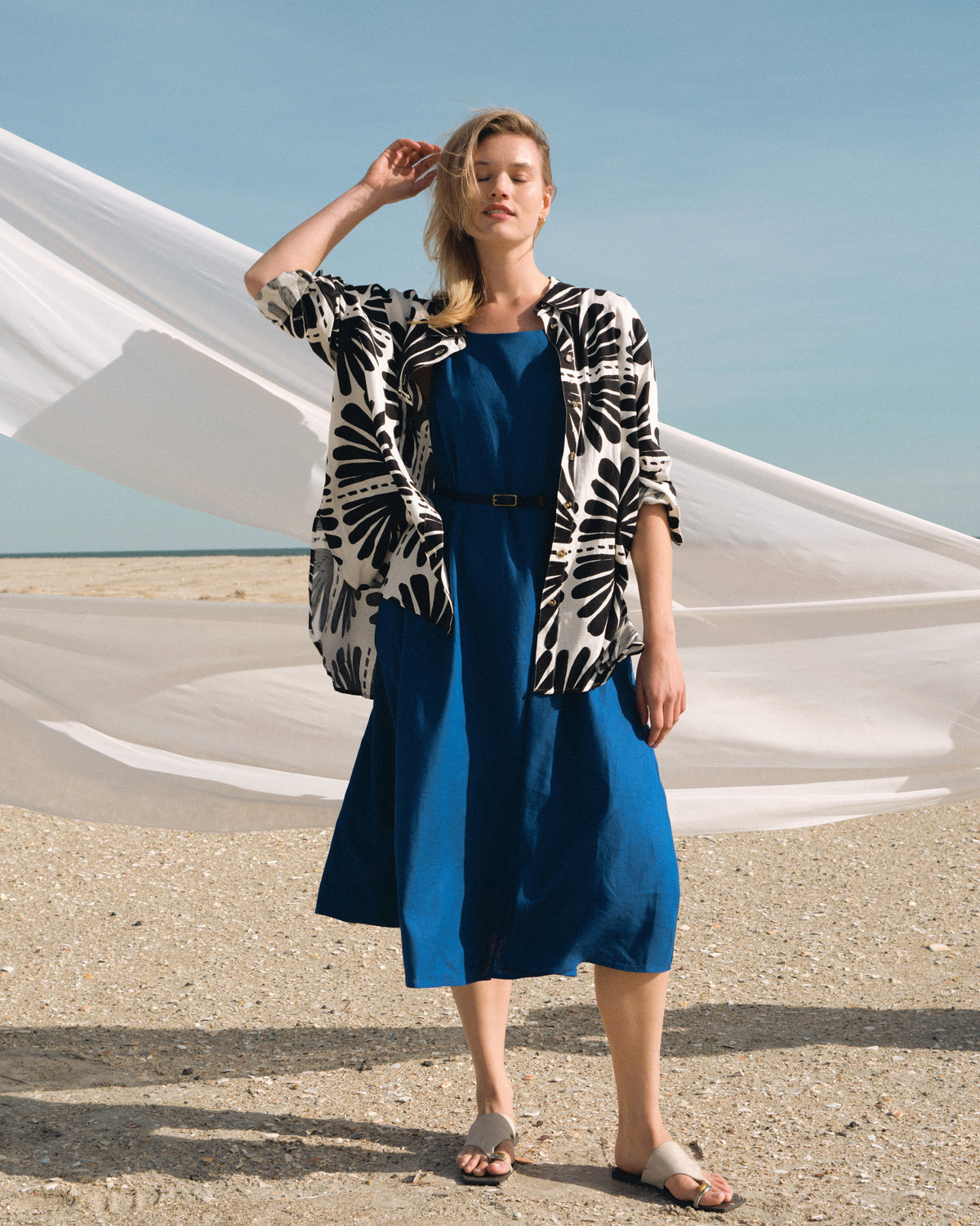 Kuki Linen Dress - Ultramarine