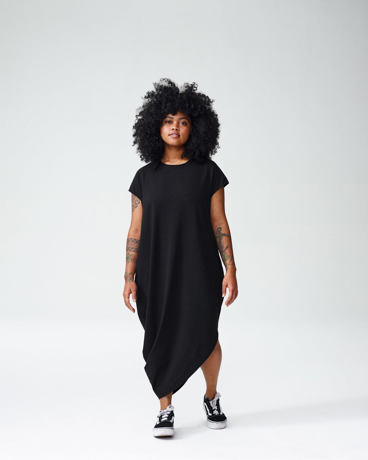 Iconic Petite Geneva Dress - Black