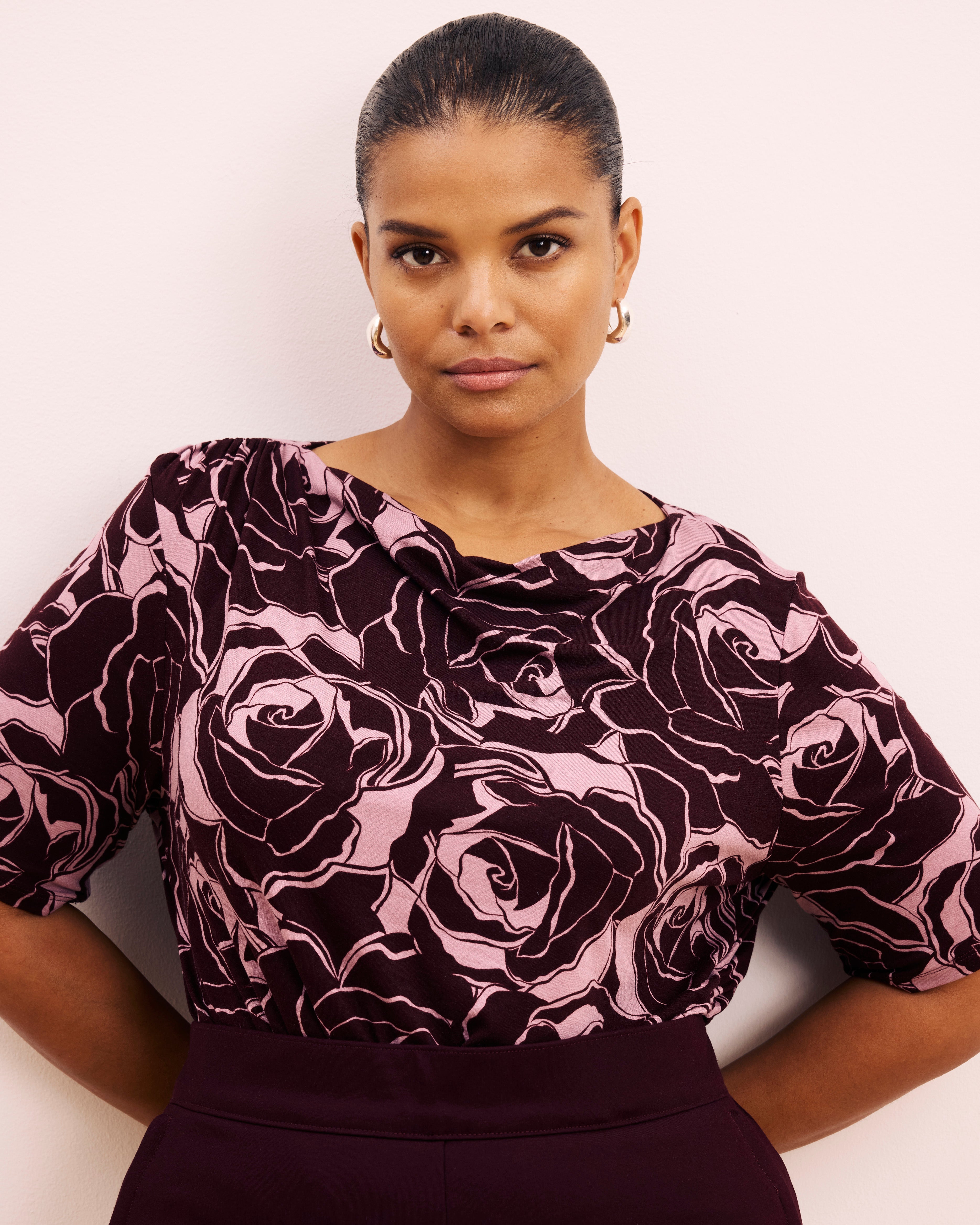 Louise Short Sleeve Liquid Jersey Top - Rose Print in Black Cherry