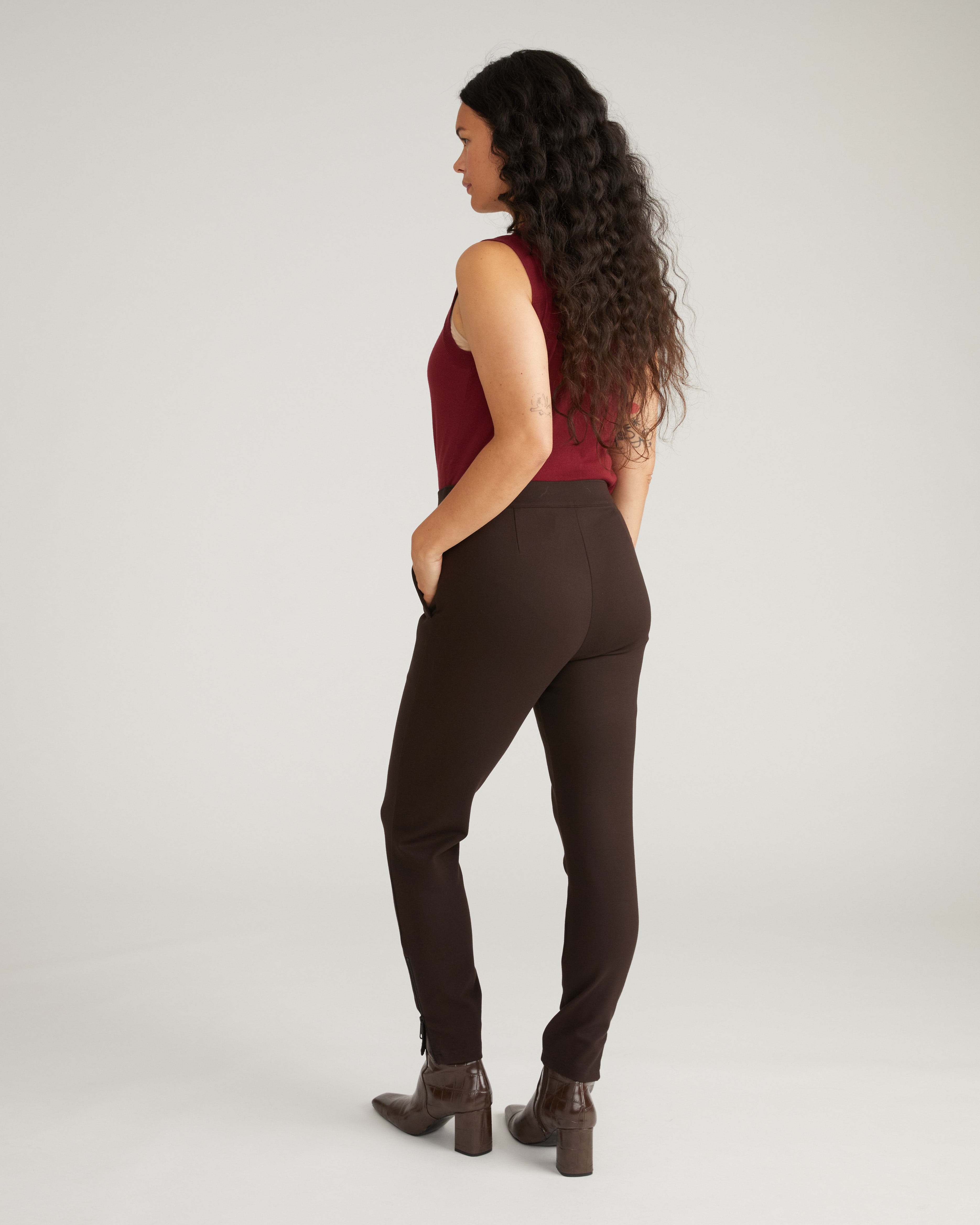 Moro Pocket Signature Ponte Pants - Espresso