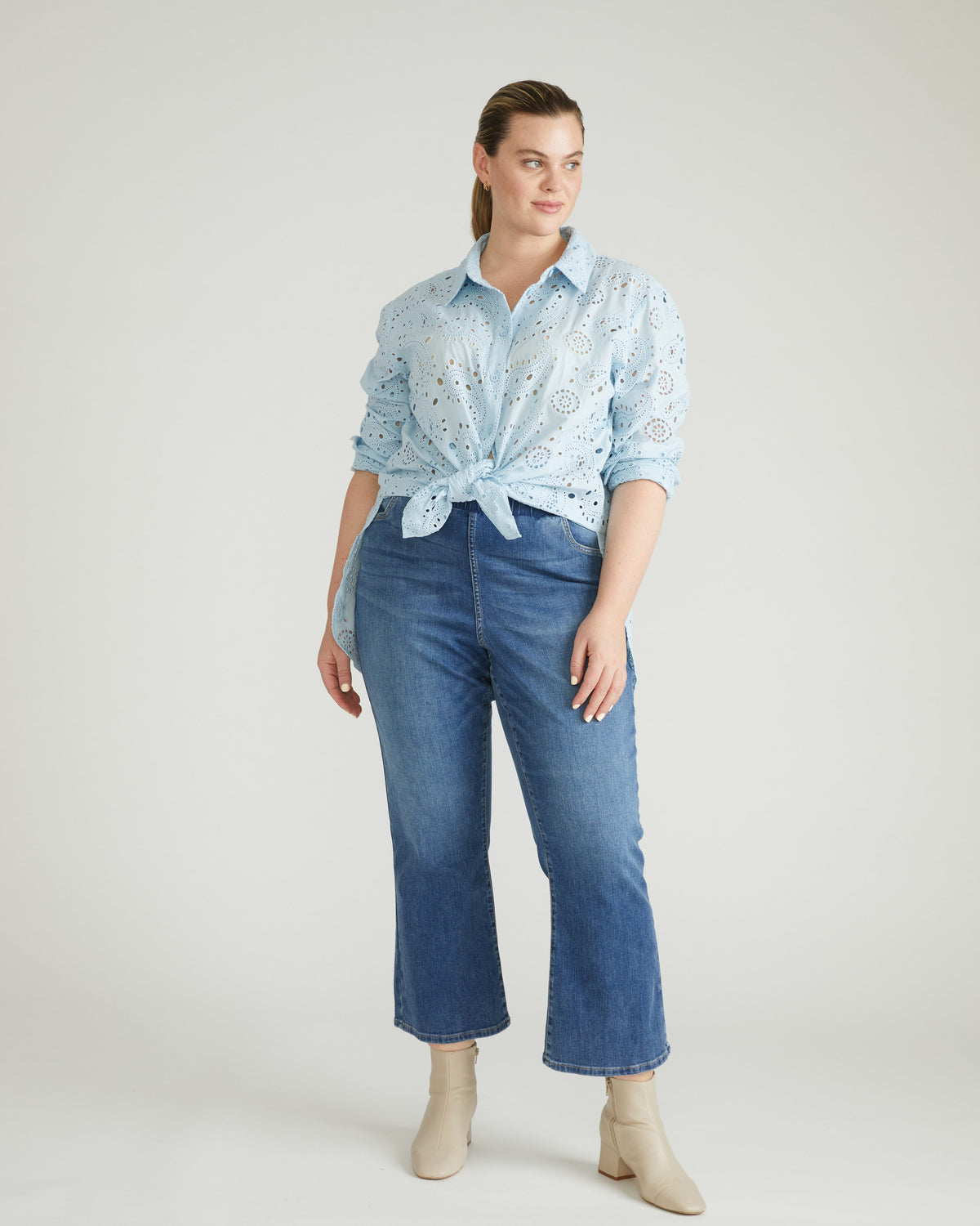 ComfortDenim Bootcut Jeans - Western Blue Wash