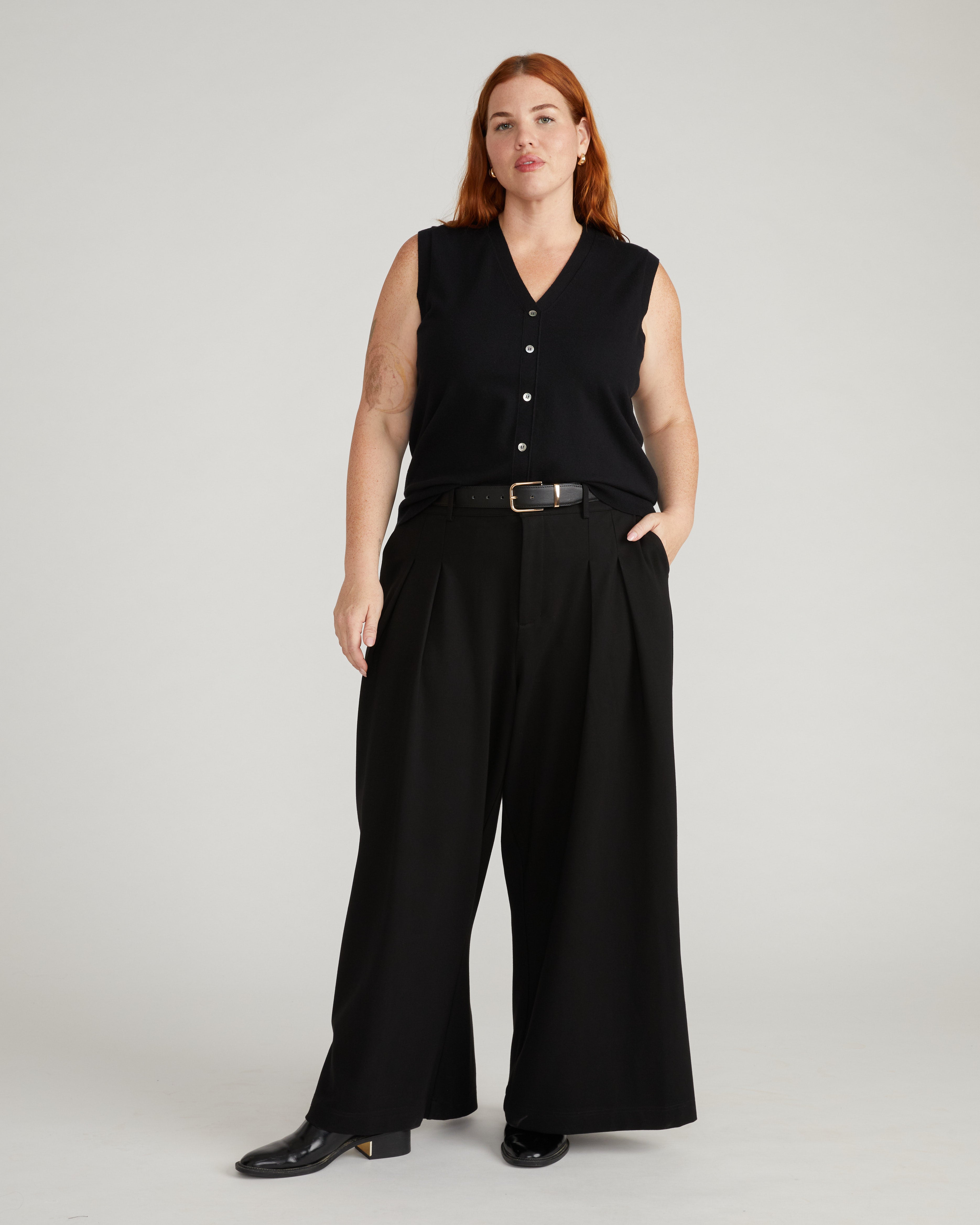 Savvy Fine Knit Cardigan Vest - Black