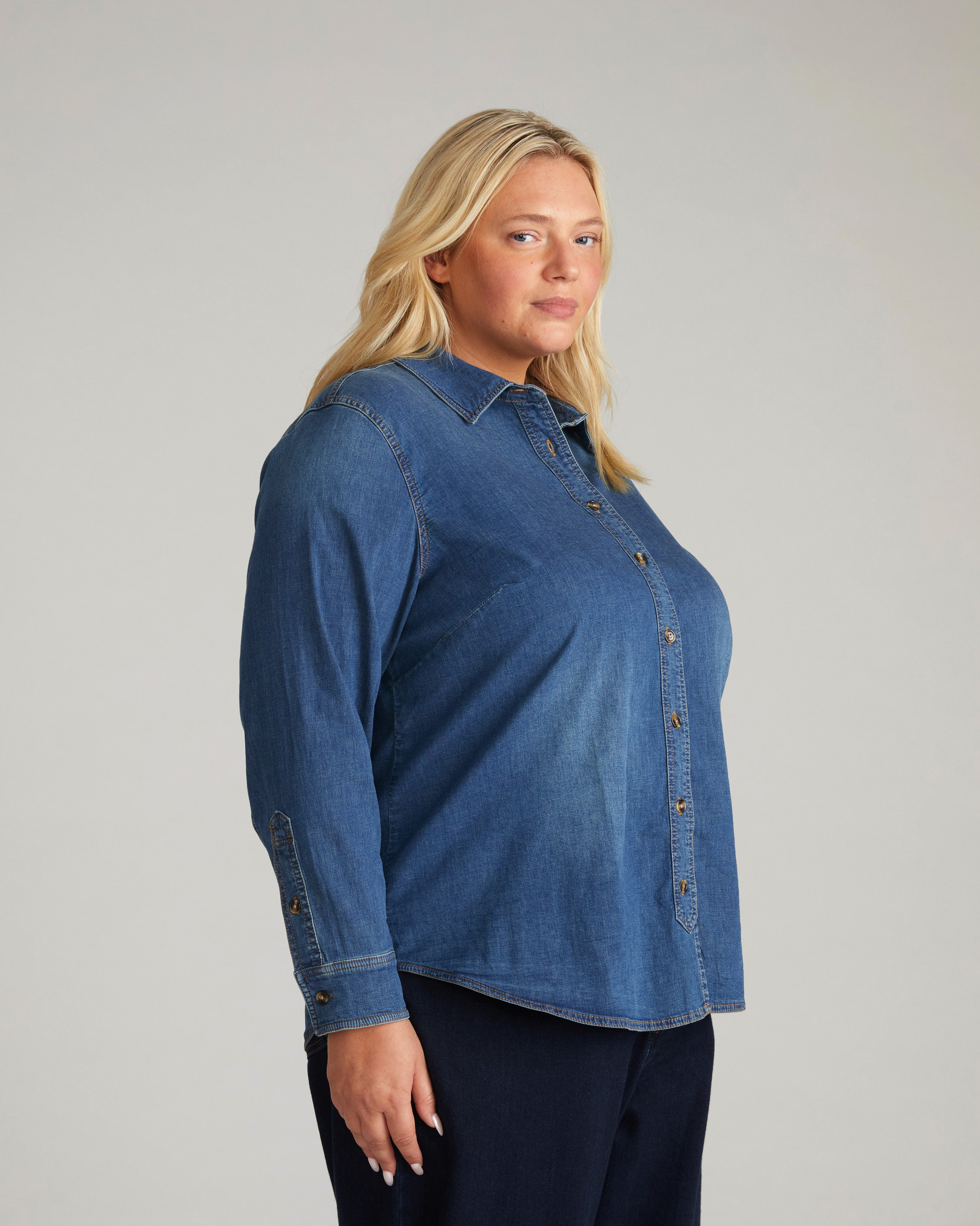 Minimalist Stretch Cotton Chambray Shirt - Union City Blue