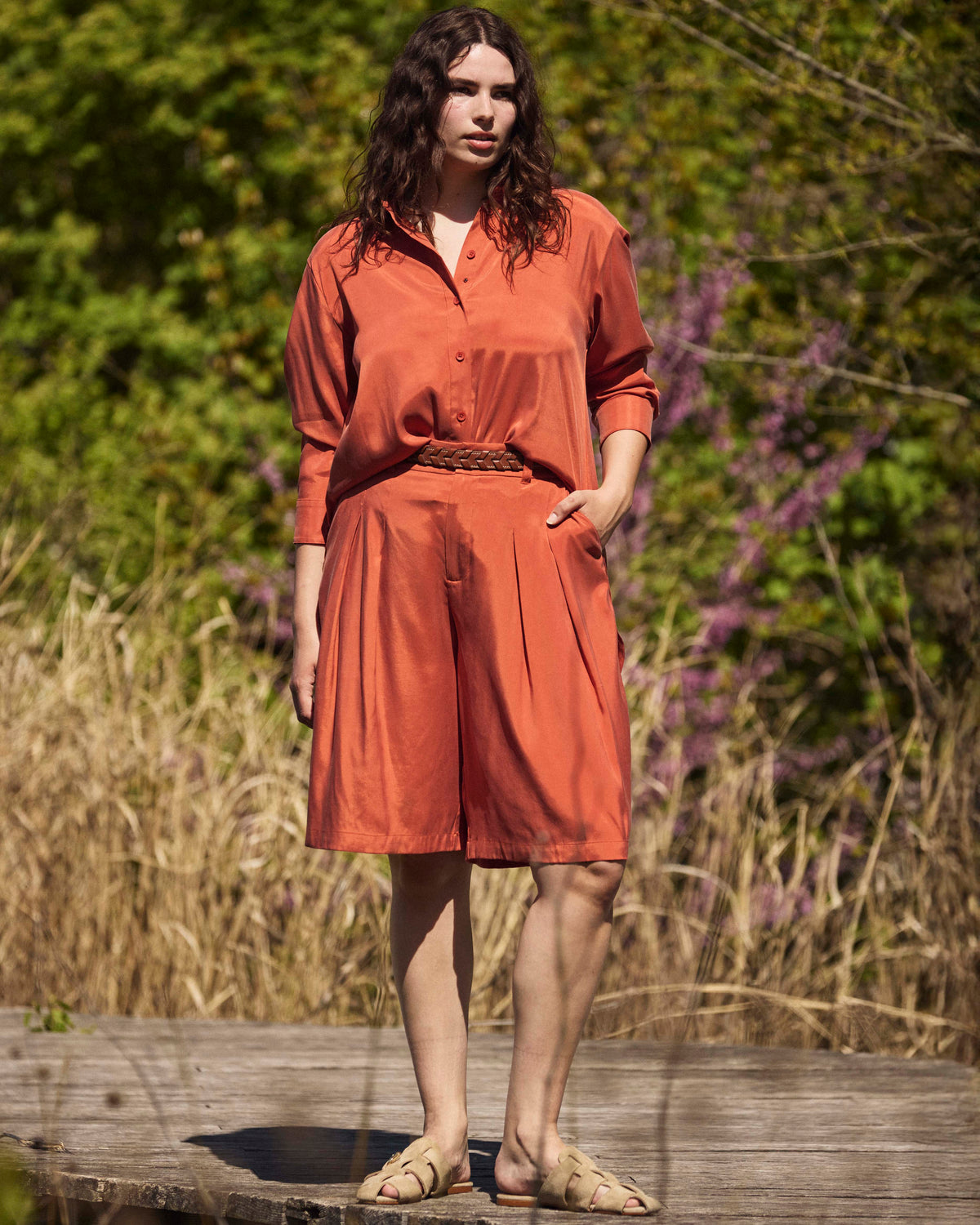 Cooling Stretch Cupro Bermuda Shorts - Warm Russet