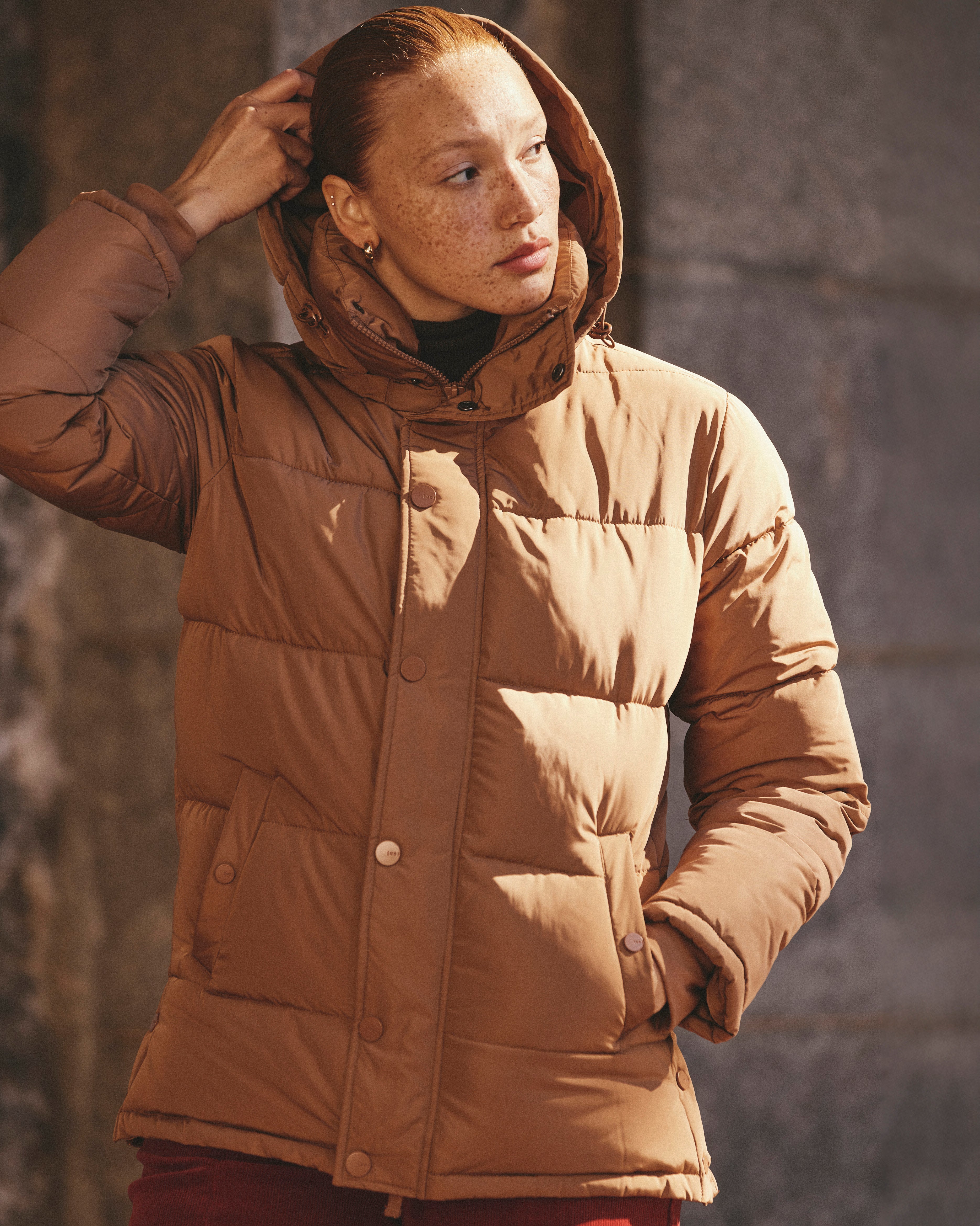 Rainier Short Hooded Puffer - Classic Camel
